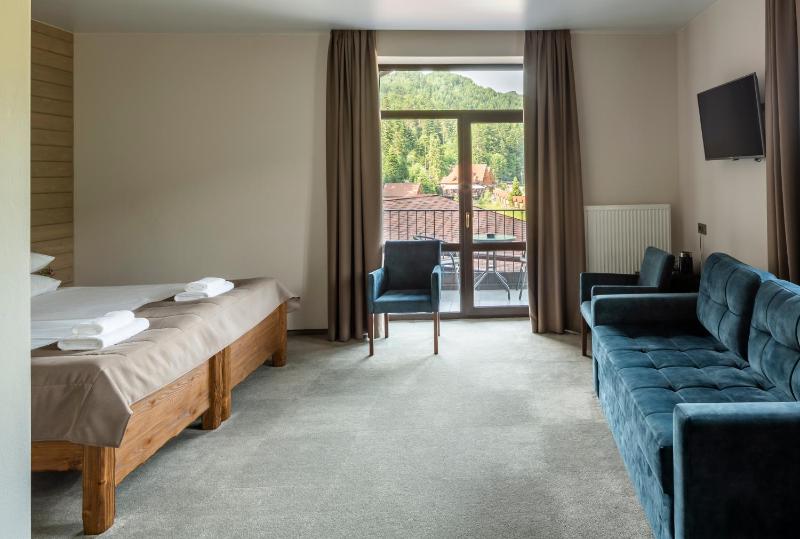 Double Room with Balcony image 1