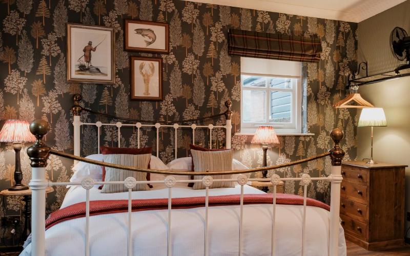 Superior Double Room image 4