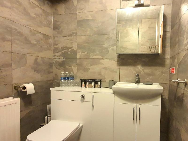 Superior Triple Room image 1