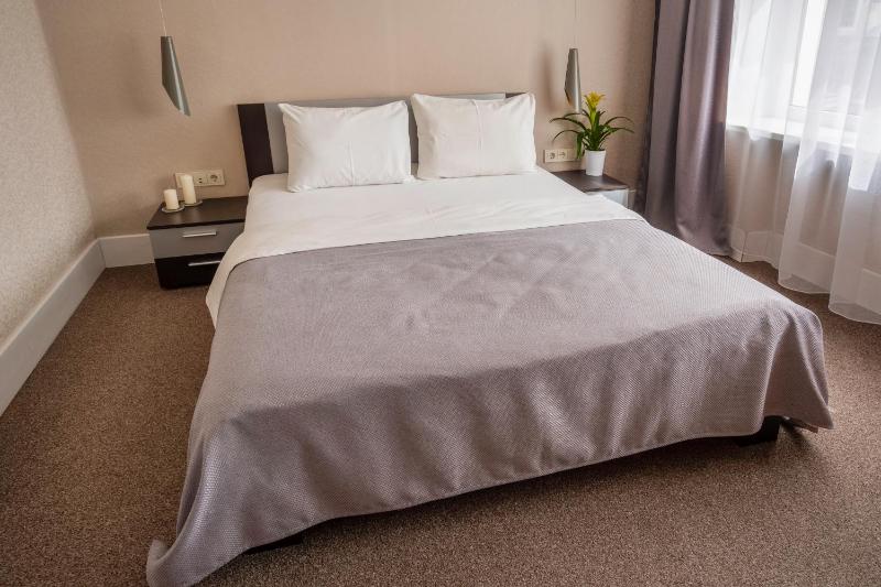 Double Room image 1