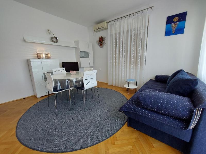 Apartment Marohnić - image 8