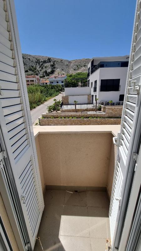 Beach Apartment - image 5