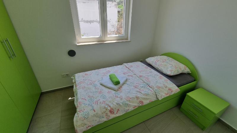 Beach Apartment - image 10