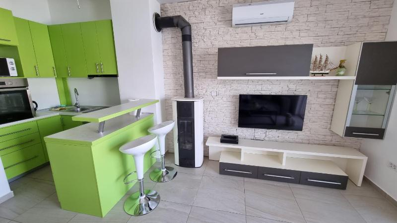 Beach Apartment - image 18