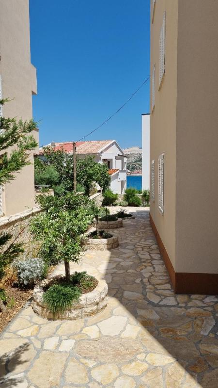 Beach Apartment - image 14