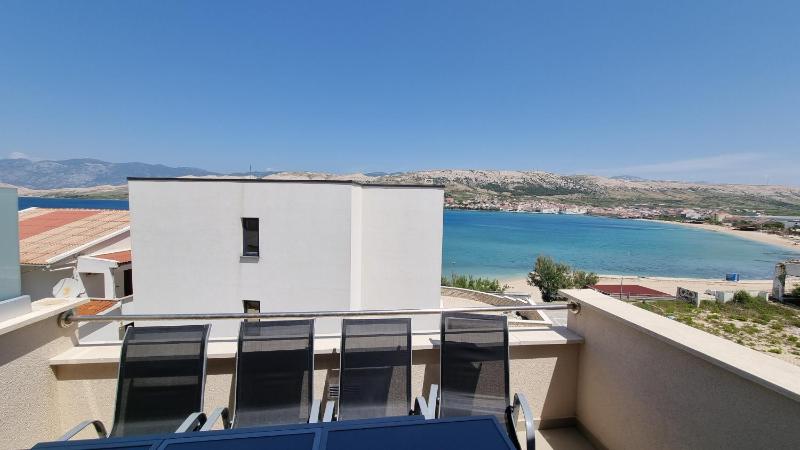Beach Apartment - image 7