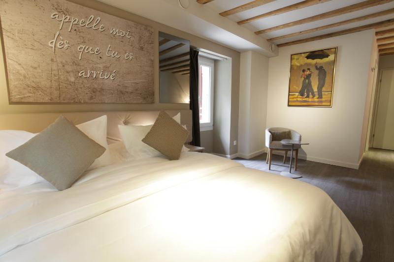 Superior Double Room image 4