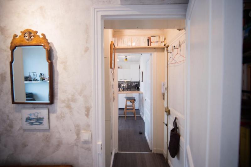 One-Bedroom Apartment image 3