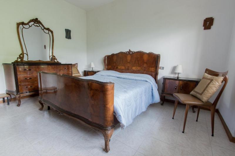 Two-Bedroom Apartment image 4