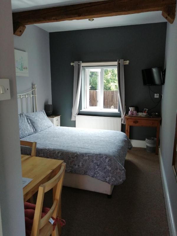 Risley Guest House - image 41