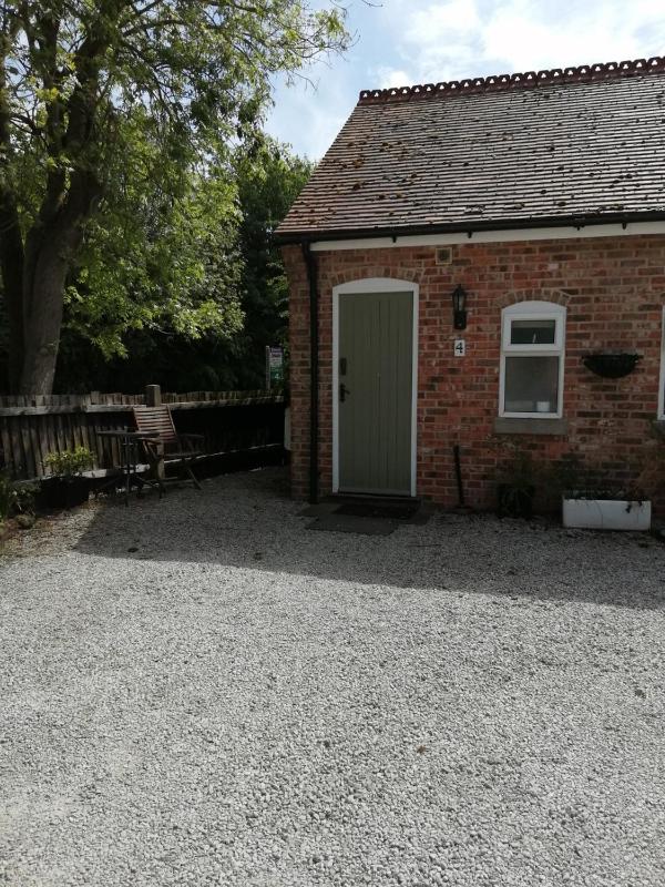 Risley Guest House - image 14