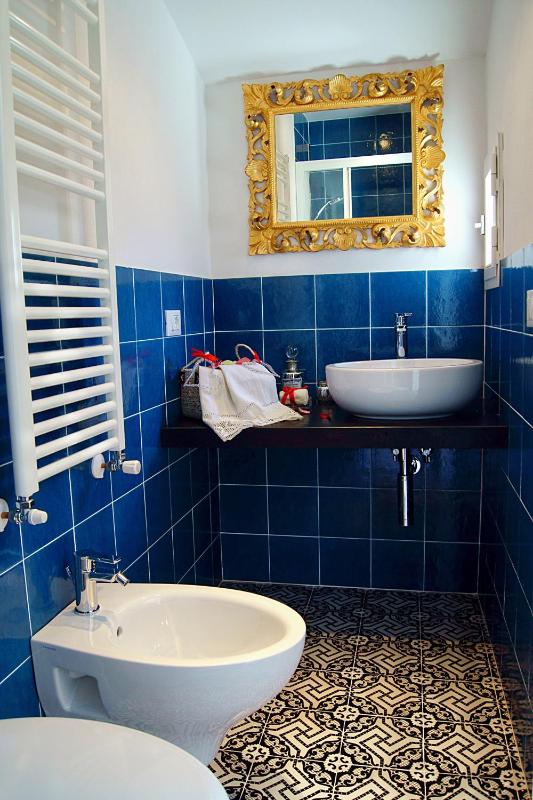 Two-Bedroom Apartment -Split Level image 2