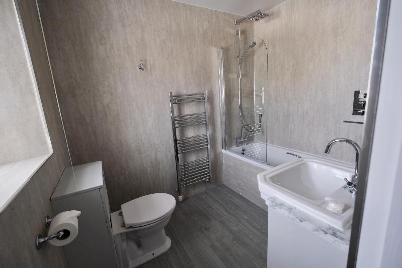 Standard Double or Twin Room image 2