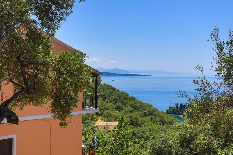 Eros Sea View - image 15
