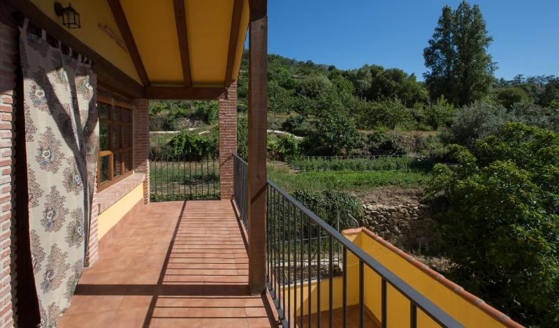 Apartment with Terrace image 3