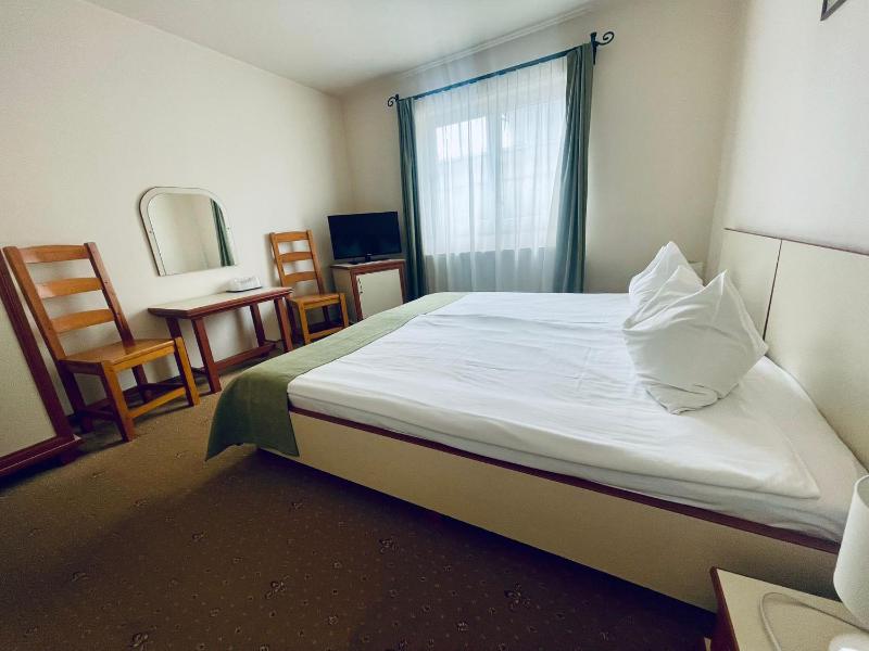 Double Room image 1