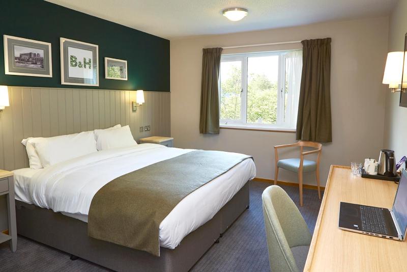 Standard Double or Twin Room image 1