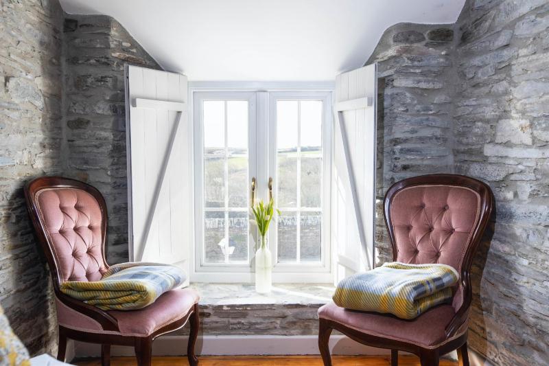 Family Room with Bath image 4