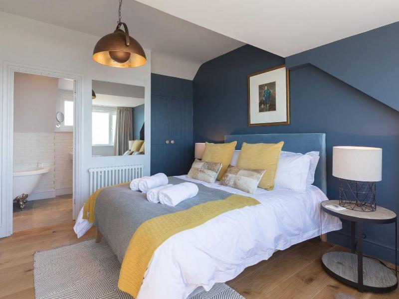 Marchbourne - image 38