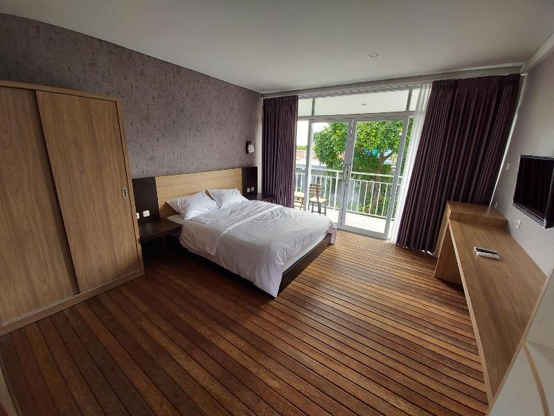 Lushy Hostel Canggu - image 40