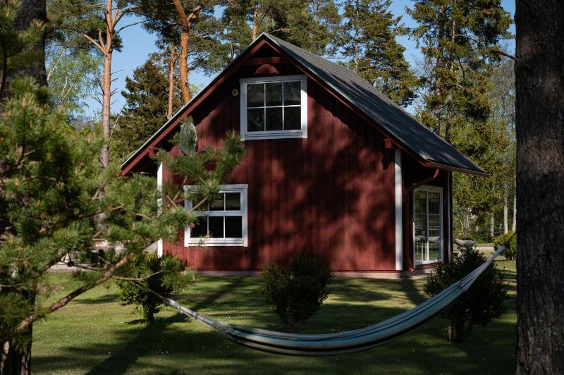 Two-Bedroom House image 2