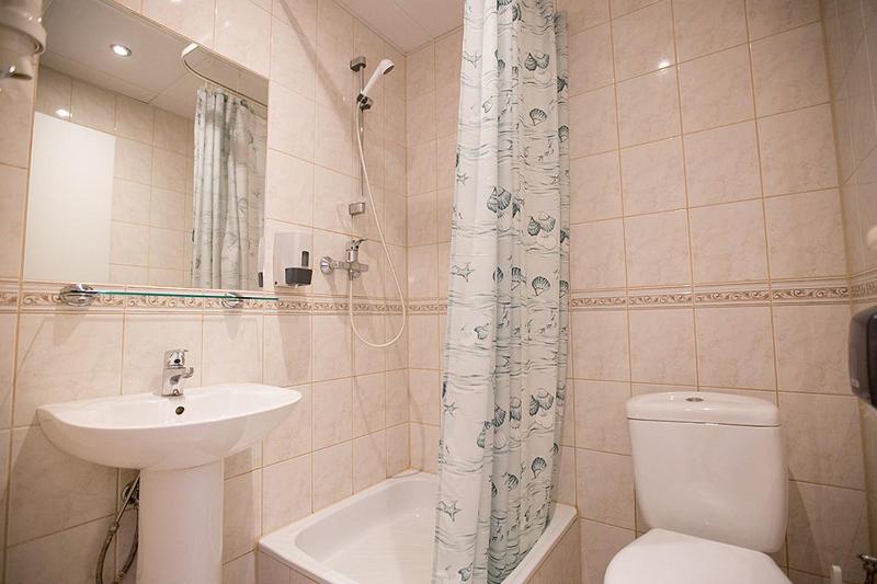 Standard Single Room image 4