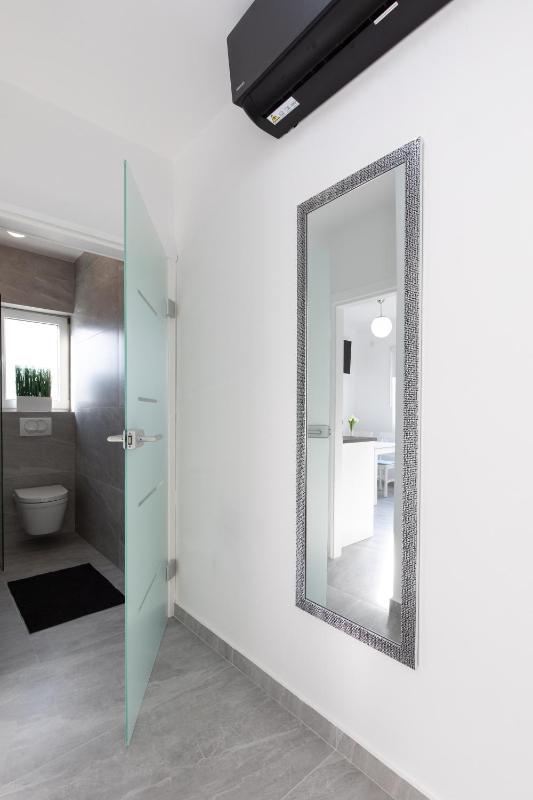 Brand new apartments Viktorija just 250m from the beach! - image 18