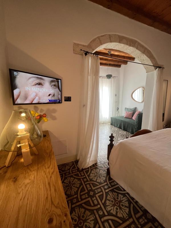 Superior Double Room with Terrace image 1