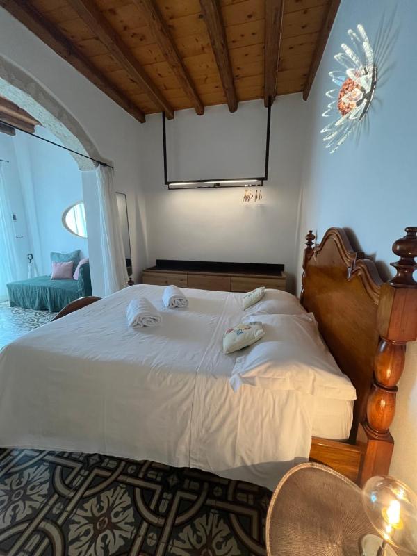 Superior Double Room with Terrace image 4