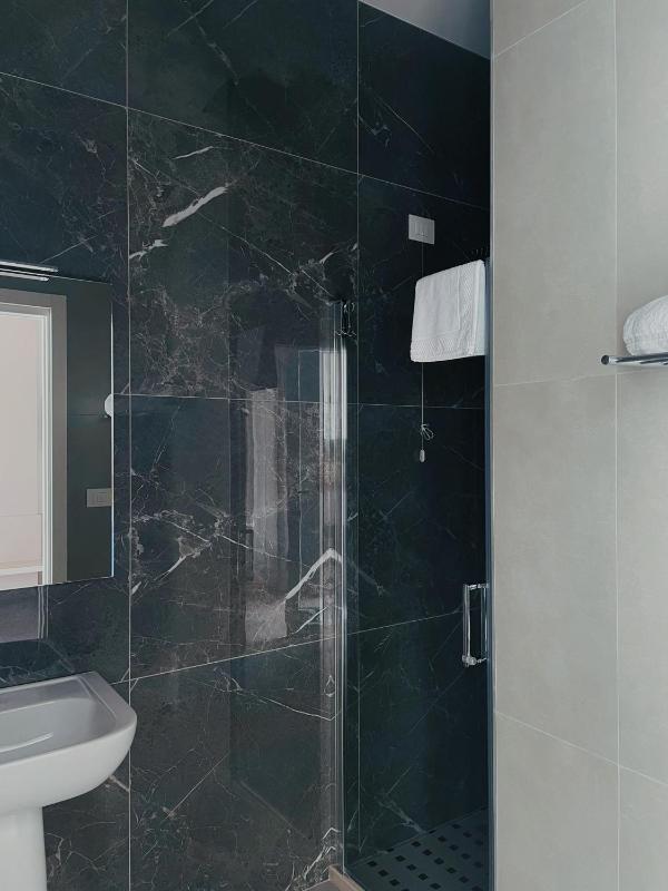 King Room with Pool View image 2