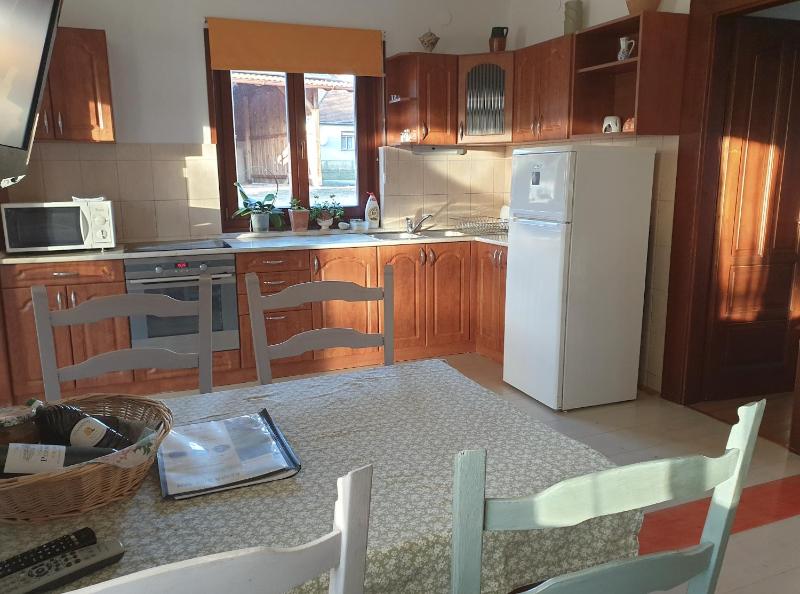 One-Bedroom House (4 Adults) image 1