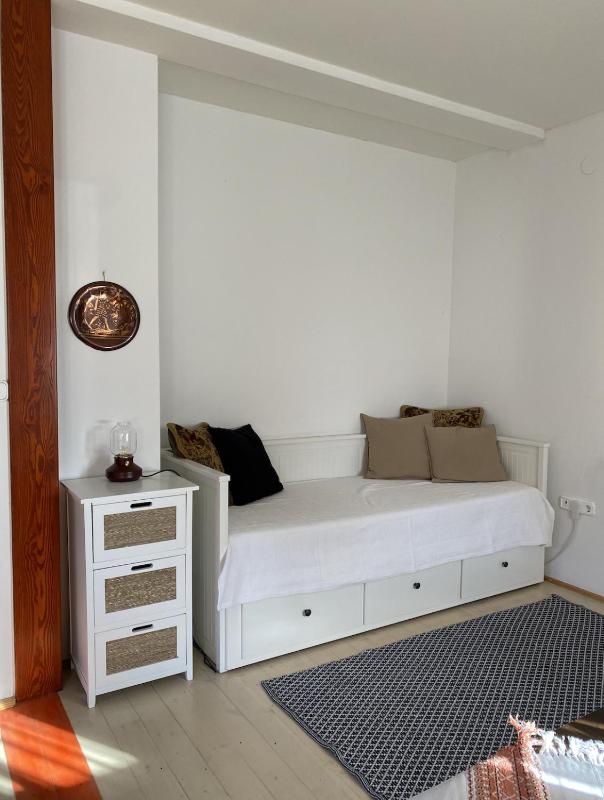 Three-Bedroom House image 2