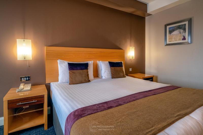 Standard Double Room image 4