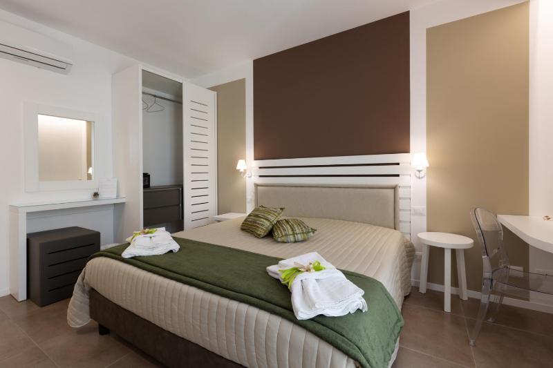 Sirius Luxury Rooms - image 28