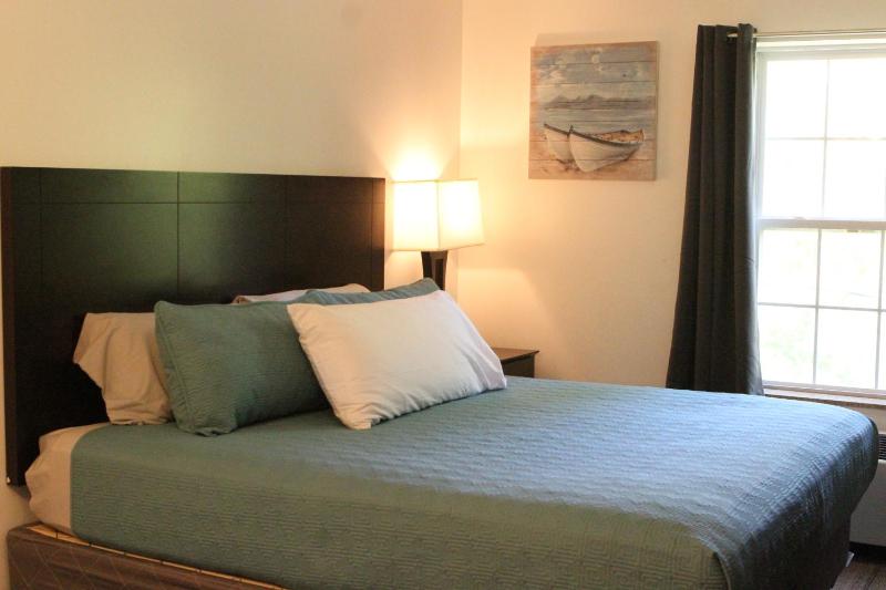 King Room image 2