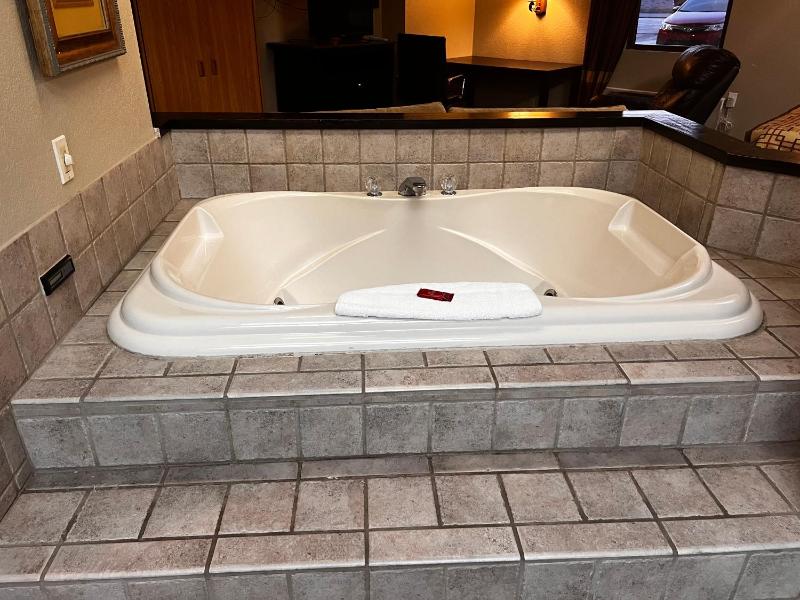 Executive Suite image 2