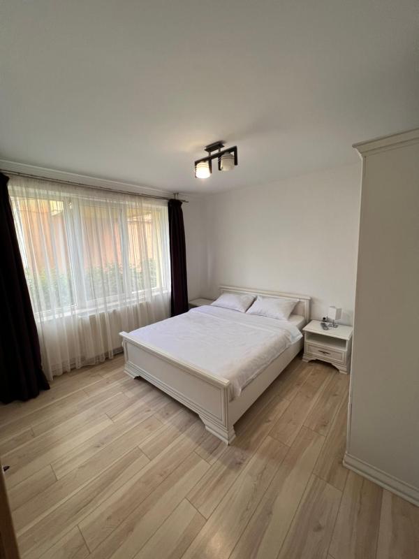 Apartment image 4