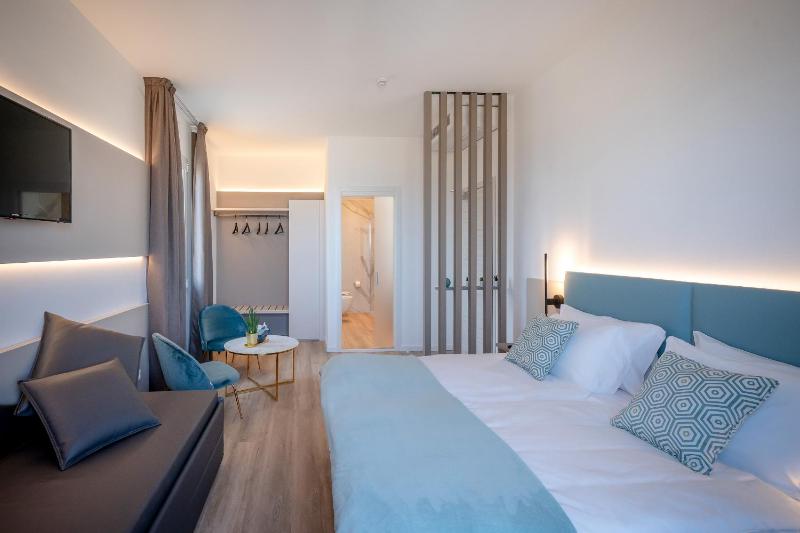 Hotel Delfino - image 2