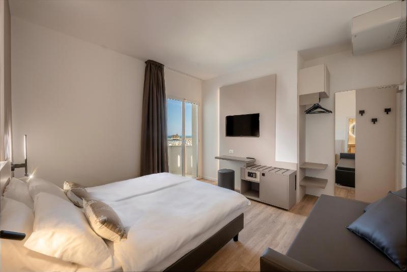 Hotel Delfino - image 5