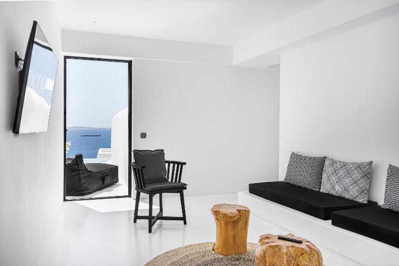 Premium Two-Bedroom Suite with Private Pool image 1