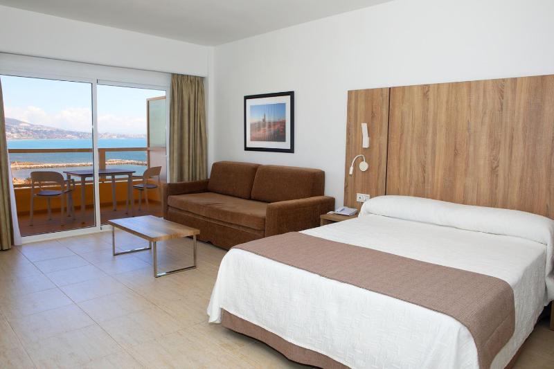 Hotel Apartamentos Pyr Fuengirola - image 39