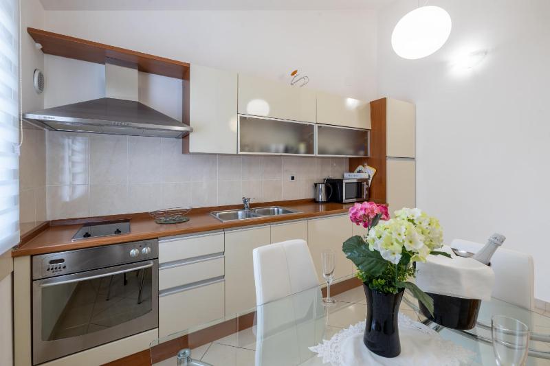 Apartments Antunović - image 15