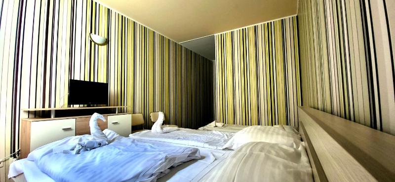Triple Room - Attic image 1