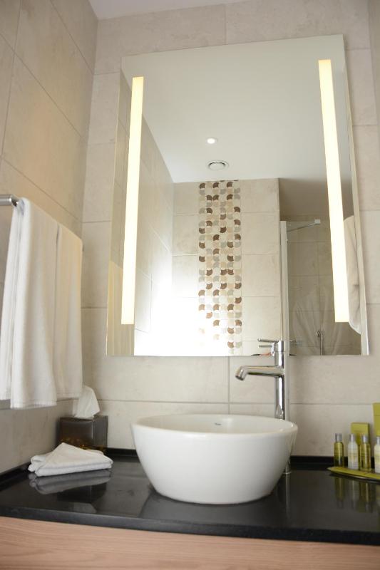 Suite image 3