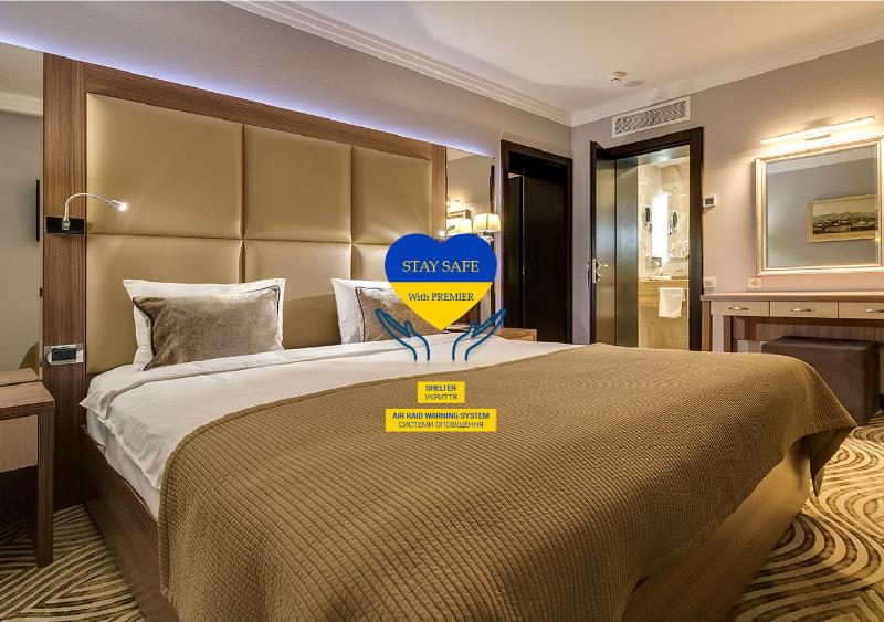 Superior Suite image 2