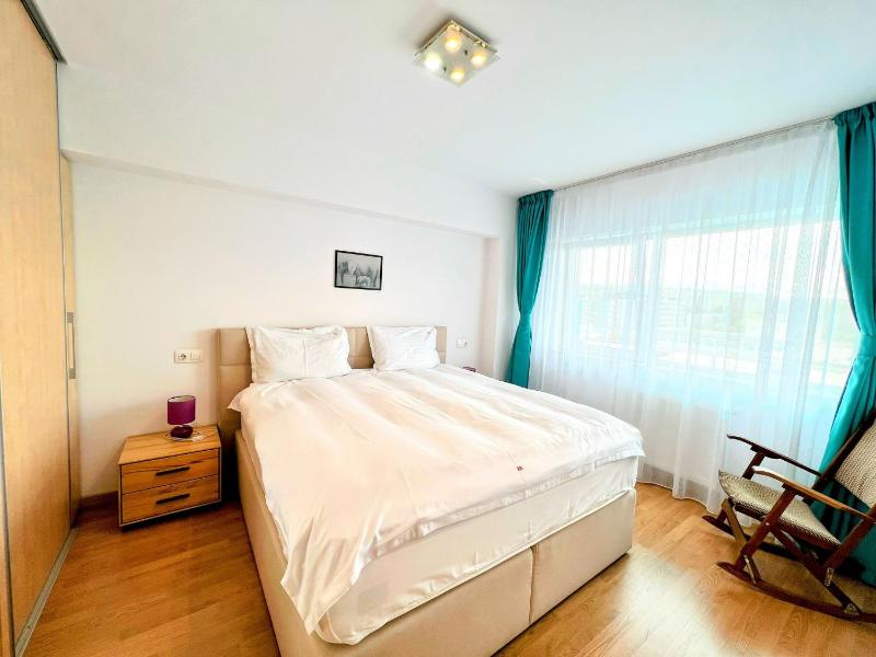 Family Apartment (4 Adults + 2 Children) image 2