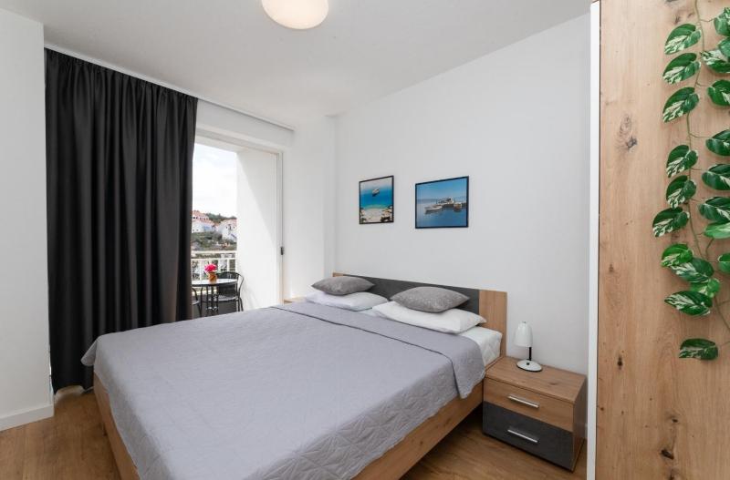Apartment in Supetar with sea view terrace air conditioning W-LAN 3553-1 - image 15
