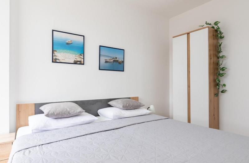 Apartment in Supetar with sea view terrace air conditioning W-LAN 3553-1 - image 38