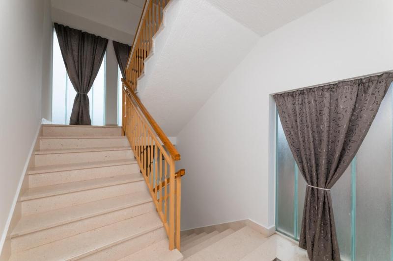 Apartment in Supetar with sea view terrace air conditioning W-LAN 3553-1 - image 3