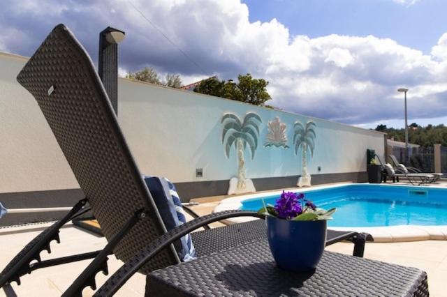 Apartment in Supetar with sea view balcony air conditioning W-LAN 3553-2 - image 15